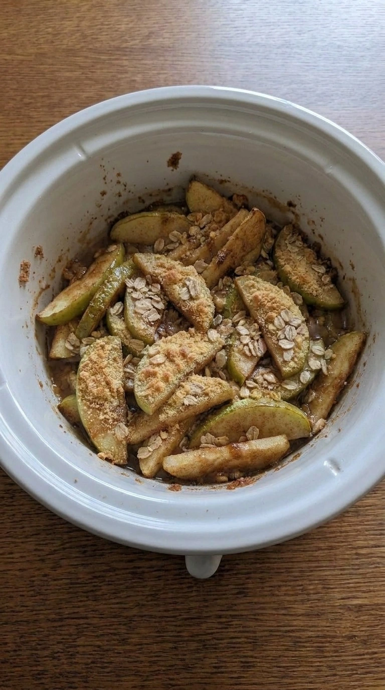 Crockpot Apple Crisp Cake Mixes slow cooking with golden topping Recipe focus: crockpot apple crisp easy cake mixes.
